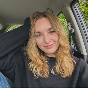 Meet your Posher, Alyssa